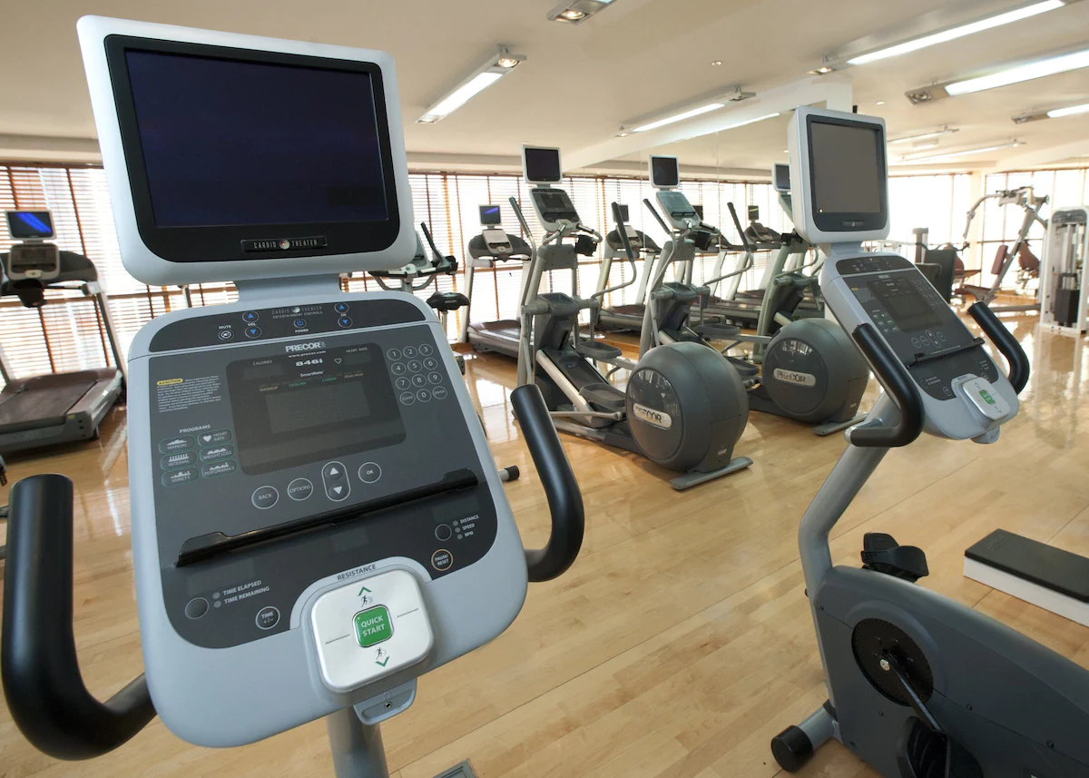 باشگاه هتل گرند میلنیوم دبی